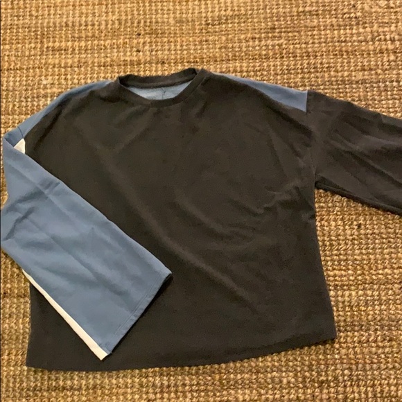 Sweater - Picture 2 of 5